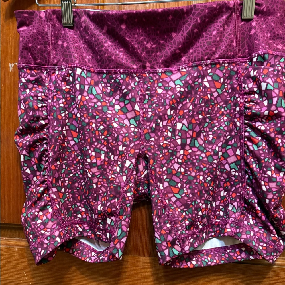 Lululemon bike shorts, size 10